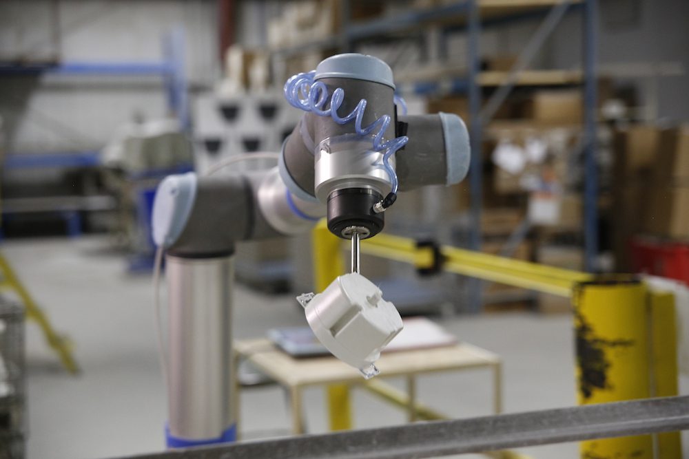 Universal Robots’ ActiNav handles challenging bin-picking task