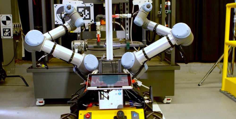 Amazon SageMaker RL tools manage robotics workflows