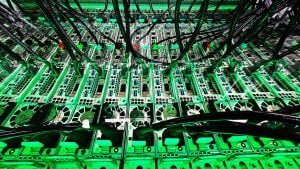 Intel Advances Sustainable Data Centers: Exploring Novel Liquid Cooling Solutions for HPC