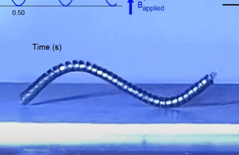 | PACE Engineering Recruiters mit robot