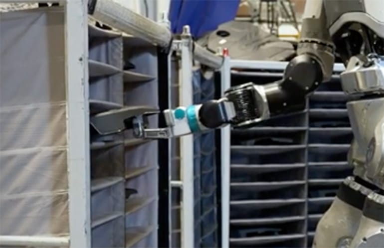 atlas gripper closeup